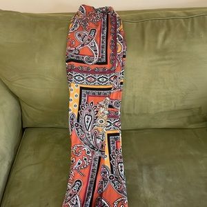 Flare fashion nova pants . Size large